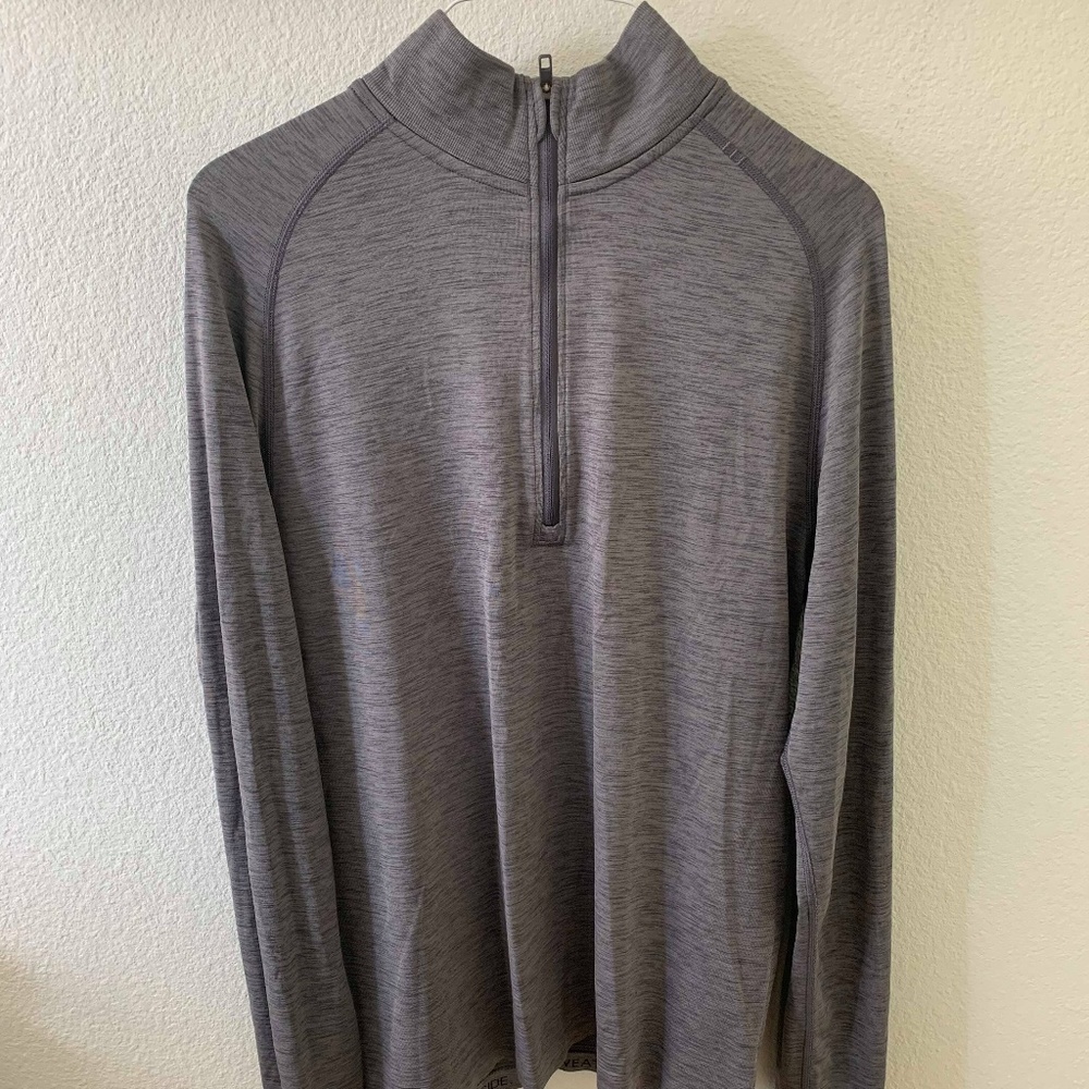 Lululemon Men's Metal Vent Tech 1/2 Zip Pullover